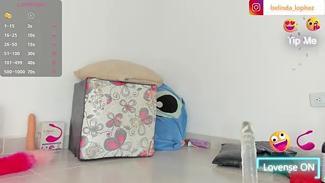 Snapshot of Bigdickgirls_02 chatting on March 1, 7:37 pm Bigdickgirls 02 online show from March 1, 7:37 pm