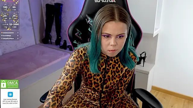 Snapshot of Latex_Kitty chatting on January 14, 2:22 pm Latex Kitty online show from January 14, 2:22 pm