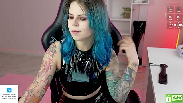 Snapshot of Latex_Kitty chatting on September 28, 10:31 am Latex Kitty online show from September 28, 10:31 am