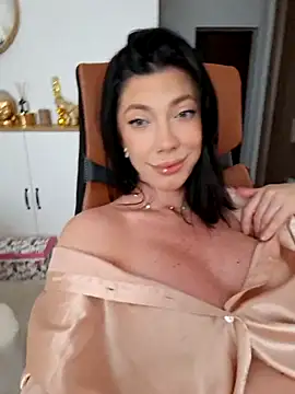 Snapshot of ViviRuth chatting on October 15, 10:37 am ViviRuth online show from October 15, 10:37 am