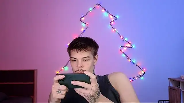 DENIS HERE online show from November 30, 12:14 am