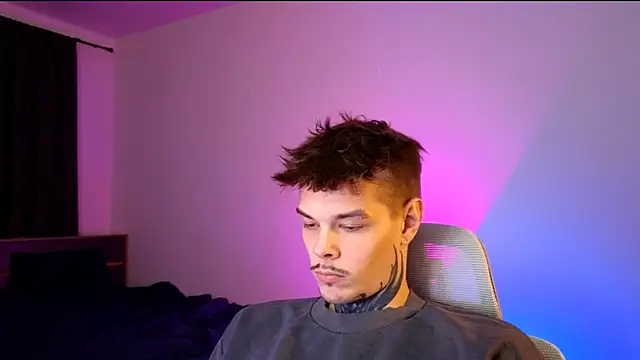 DENIS HERE online show from February 13, 8:05 pm