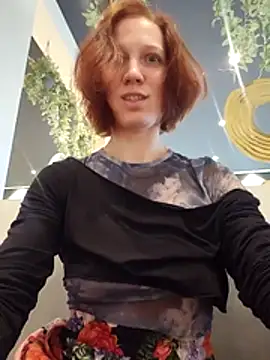 Exhibitionsplit online show from January 9, 1:56 pm