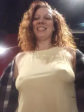 Exhibitionsplit online show from February 17, 11:00 pm