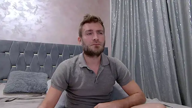 10in deluxe online show from December 1, 3:39 pm