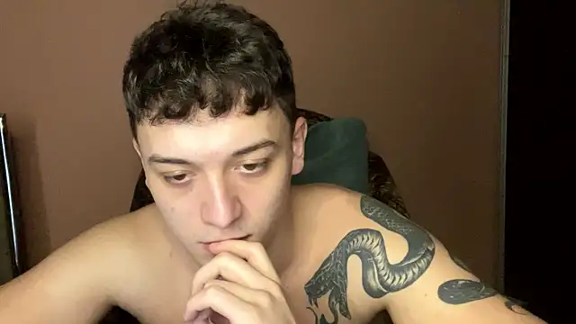 Snapshot of Joedonovan1 chatting on January 23, 9:07 pm Joedonovan1 online show from January 23, 9:07 pm