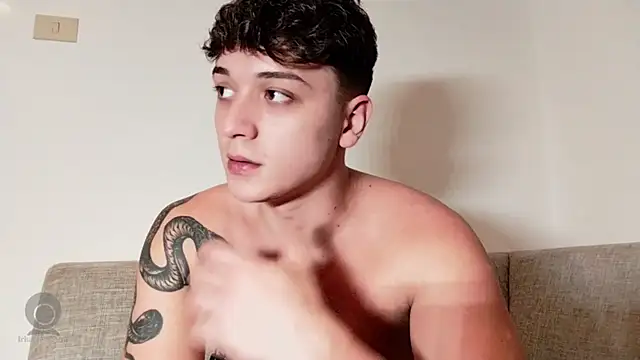 Snapshot of Joedonovan1 chatting on October 28, 7:38 pm Joedonovan1 online show from October 28, 7:38 pm