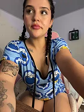 violet-333 online show from February 17, 4:26 pm