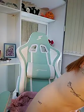 Snapshot of Ahrya_ chatting on October 24, 12:08 am Ahrya online show from October 24, 12:08 am