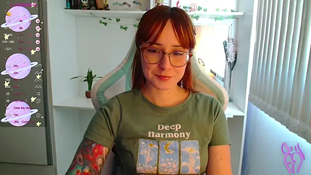 Snapshot of Ahrya_ chatting on November 11, 12:27 pm Ahrya online show from November 11, 12:27 pm