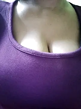 Shreya727 online show from October 21, 7:58 pm