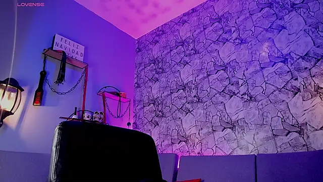 irregular fetish  online show from January 20, 9:01 pm