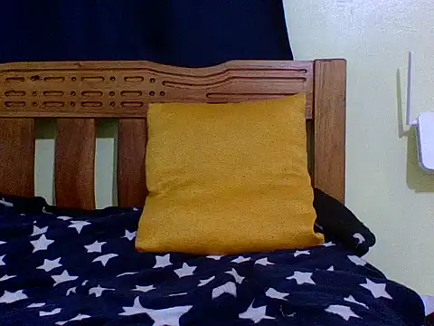 verginpussy01 online show from May 20, 5:41 pm