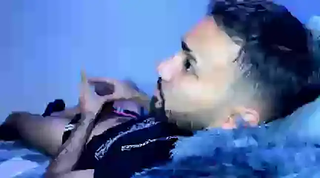 Snapshot of Dar_milk chatting on February 19, 8:41 pm Dar milk online show from February 19, 8:41 pm