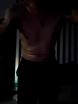 pretorianoo53 online show from December 14, 4:40 am