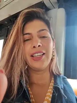 scarlett moore online show from October 19, 2:40 pm