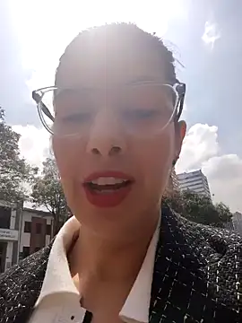 scarlett moore online show from November 21, 3:54 pm