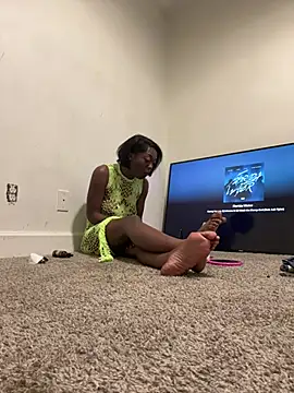 Snapshot of Atlantalitty chatting on December 15, 3:24 am Atlantalitty online show from December 15, 3:24 am