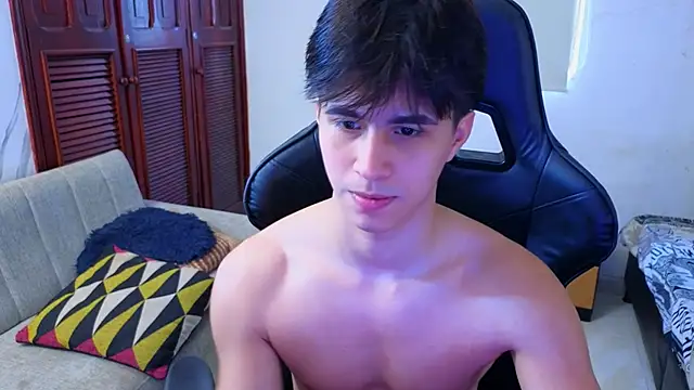 Snapshot of carl_dixon chatting on December 16, 4:23 pm carl dixon online show from December 16, 4:23 pm