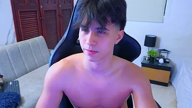 Snapshot of carl_dixon chatting on January 13, 10:37 pm carl dixon online show from January 13, 10:37 pm