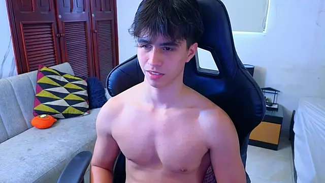 Snapshot of carl_dixon chatting on February 16, 9:33 pm carl dixon online show from February 16, 9:33 pm