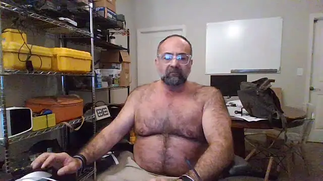 chainjulious online show from December 9, 10:41 pm