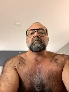 chainjulious online show from September 15, 12:10 am