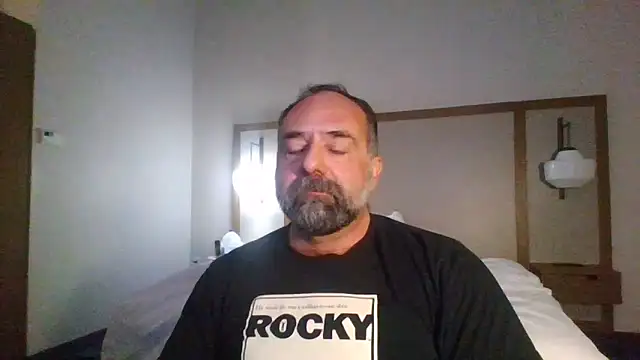 chainjulious online show from December 18, 12:55 pm