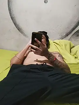 iirgastam3 online show from December 4, 12:09 am