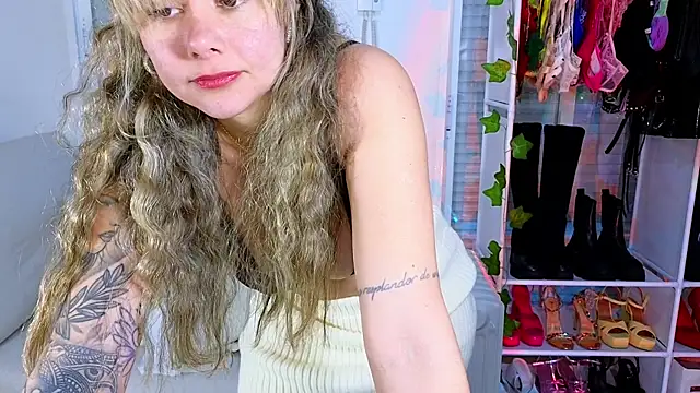 Tawny cox online show from January 17, 4:04 pm