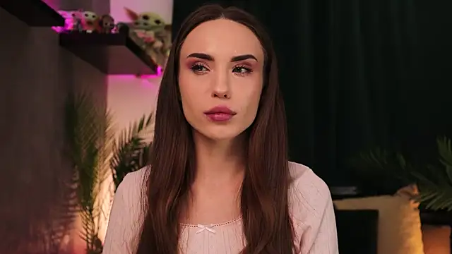 BabyYoda- online show from February 14, 10:17 am