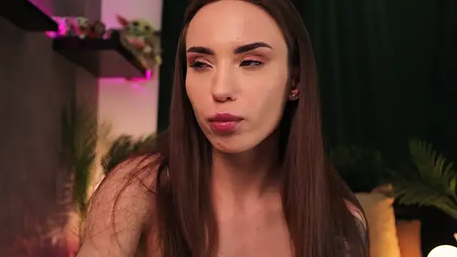 BabyYoda- online show from February 16, 1:16 pm