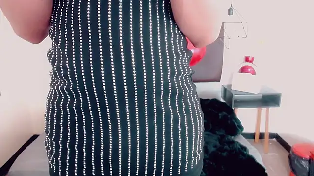 hilary rodriguez online show from February 16, 1:36 am