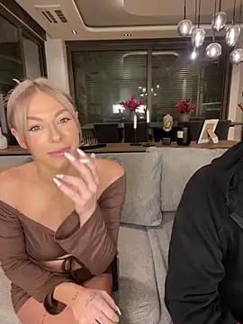 Snapshot of SexOnMyLvL chatting on January 15, 10:13 pm SexOnMyLvL online show from January 15, 10:13 pm