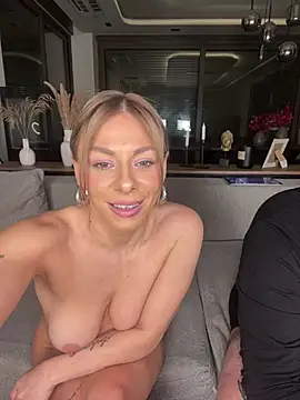 Snapshot of SexOnMyLvL chatting on February 12, 12:48 am SexOnMyLvL online show from February 12, 12:48 am