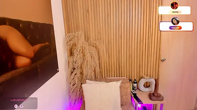 Snapshot of sofhiaa_adaams chatting on March 3, 10:37 pm sofhiaa adaams online show from March 3, 10:37 pm