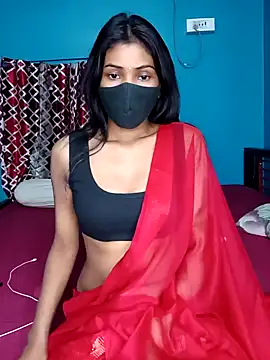 Snapshot of Triha_18 chatting on December 21, 6:44 pm Triha 18 online show from December 21, 6:44 pm