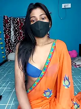 Snapshot of Triha_18 chatting on December 25, 8:28 pm Triha 18 online show from December 25, 8:28 pm