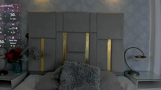 Camilaa Sanchez  online show from February 23, 12:24 pm