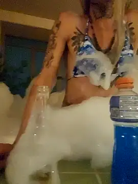 mariana preciado online show from December 6, 7:54 am