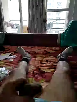 Snapshot of Nuttysub chatting on December 18, 5:48 am Nuttysub online show from December 18, 5:48 am