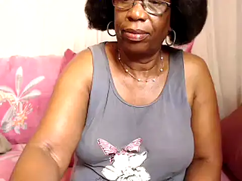 Snapshot of Freakyassnwildx chatting on February 21, 9:54 pm Freakyassnwildx online show from February 21, 9:54 pm