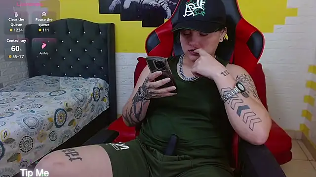 isabeautyx19 online show from March 11, 3:01 am