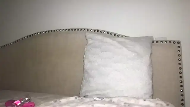 xoxcatt online show from February 12, 4:23 am