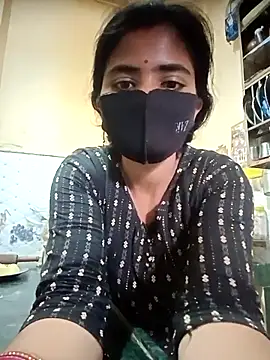 Snapshot of Mamta_Chaterjee chatting on October 7, 3:47 am Mamta Chaterjee online show from October 7, 3:47 am