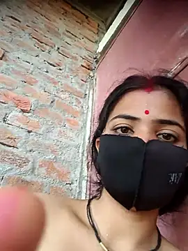 Snapshot of Mamta_Chaterjee chatting on November 2, 3:42 am Mamta Chaterjee online show from November 2, 3:42 am