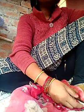 Snapshot of Mamta_Chaterjee chatting on November 6, 1:39 am Mamta Chaterjee online show from November 6, 1:39 am