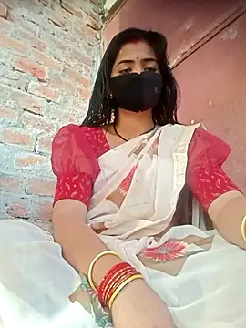 Snapshot of Mamta_Chaterjee chatting on November 10, 1:37 am Mamta Chaterjee online show from November 10, 1:37 am