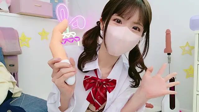 Snapshot of -minami- chatting on February 2, 6:48 am -minami- online show from February 2, 6:48 am