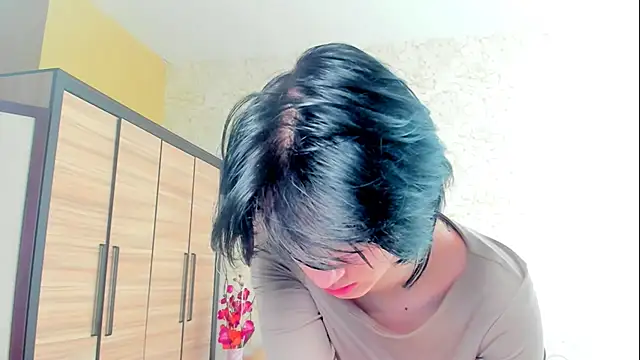 JulisSweet online show from March 22, 10:28 am